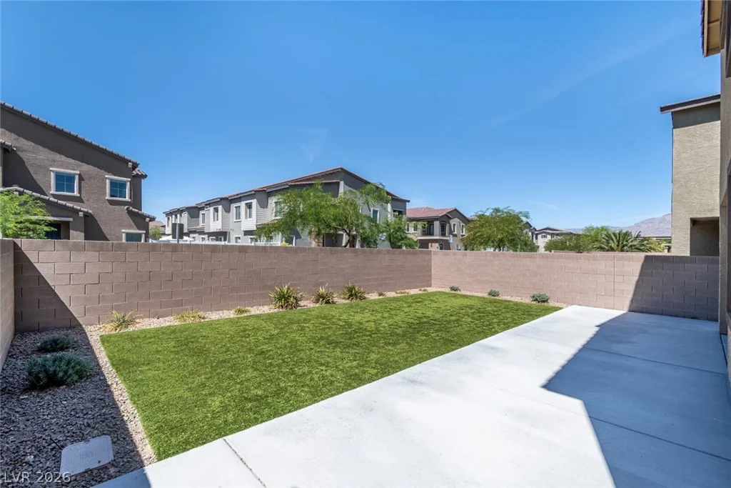 7333 Dazzle Point, North Las Vegas, NV 89084