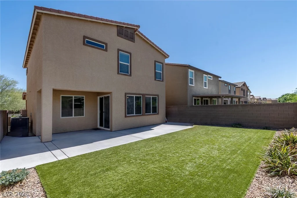 7333 Dazzle Point, North Las Vegas, NV 89084
