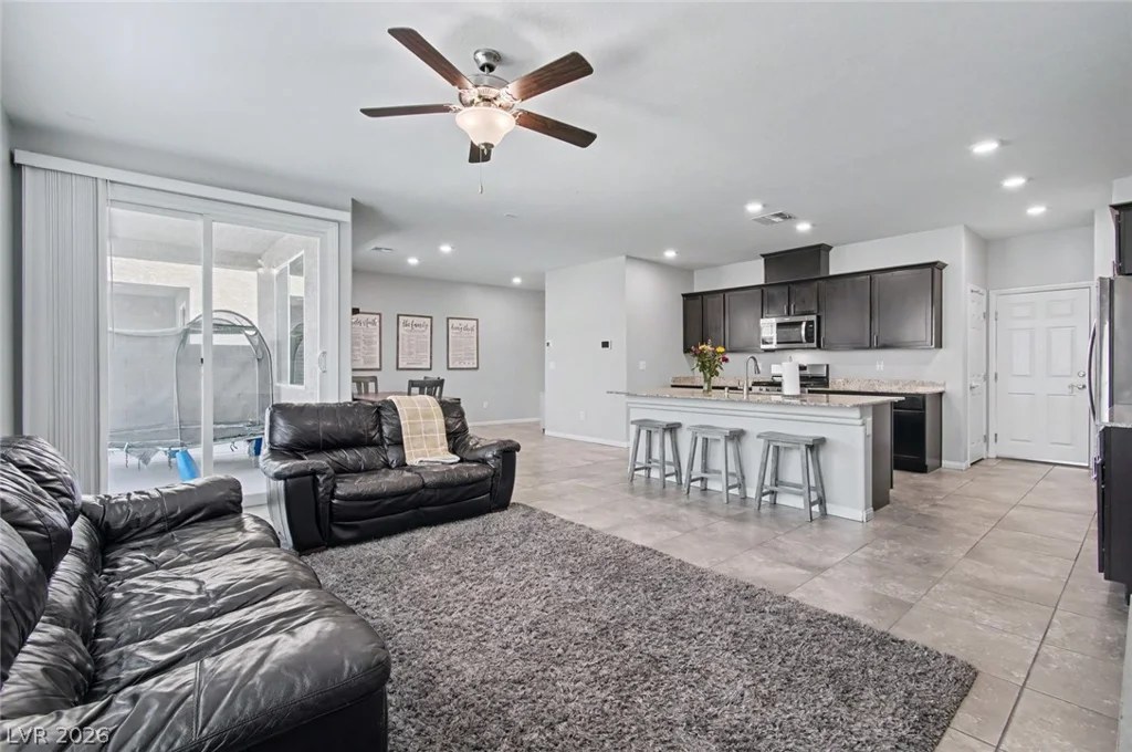 7333 Dazzle Point, North Las Vegas, NV 89084