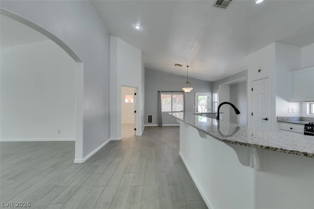 8111 Desert Cloud, Las Vegas, NV 89131