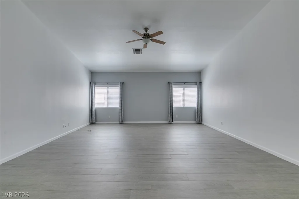 8111 Desert Cloud, Las Vegas, NV 89131