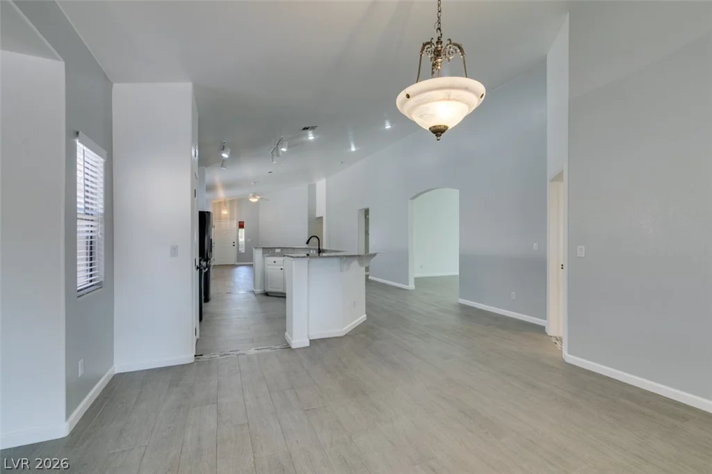 8111 Desert Cloud, Las Vegas, NV 89131