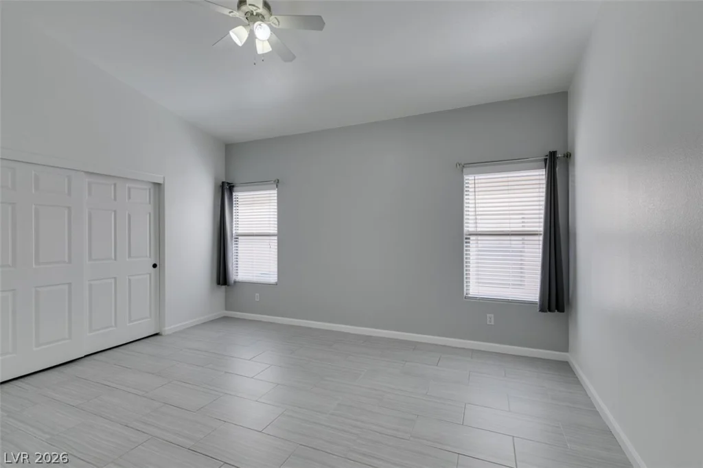 8111 Desert Cloud, Las Vegas, NV 89131