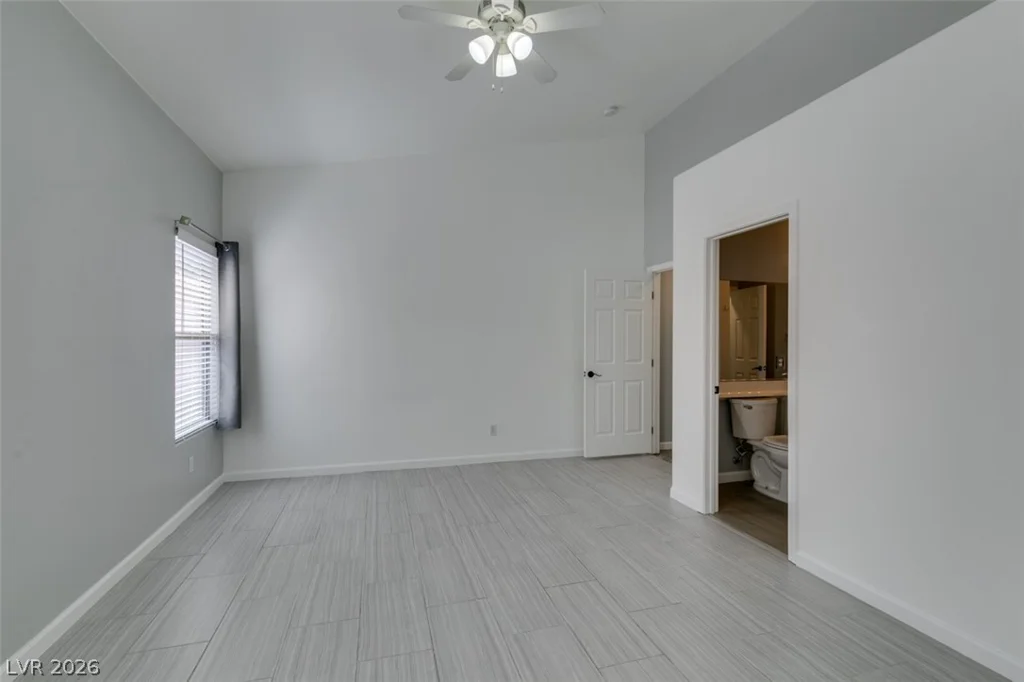 8111 Desert Cloud, Las Vegas, NV 89131