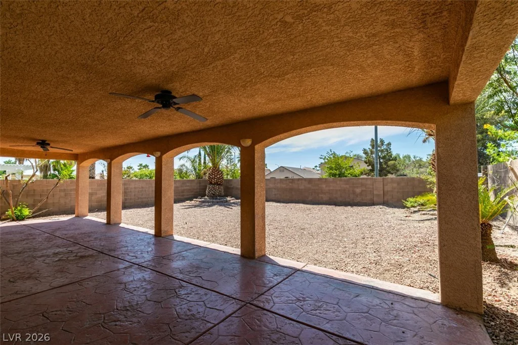 8111 Desert Cloud, Las Vegas, NV 89131