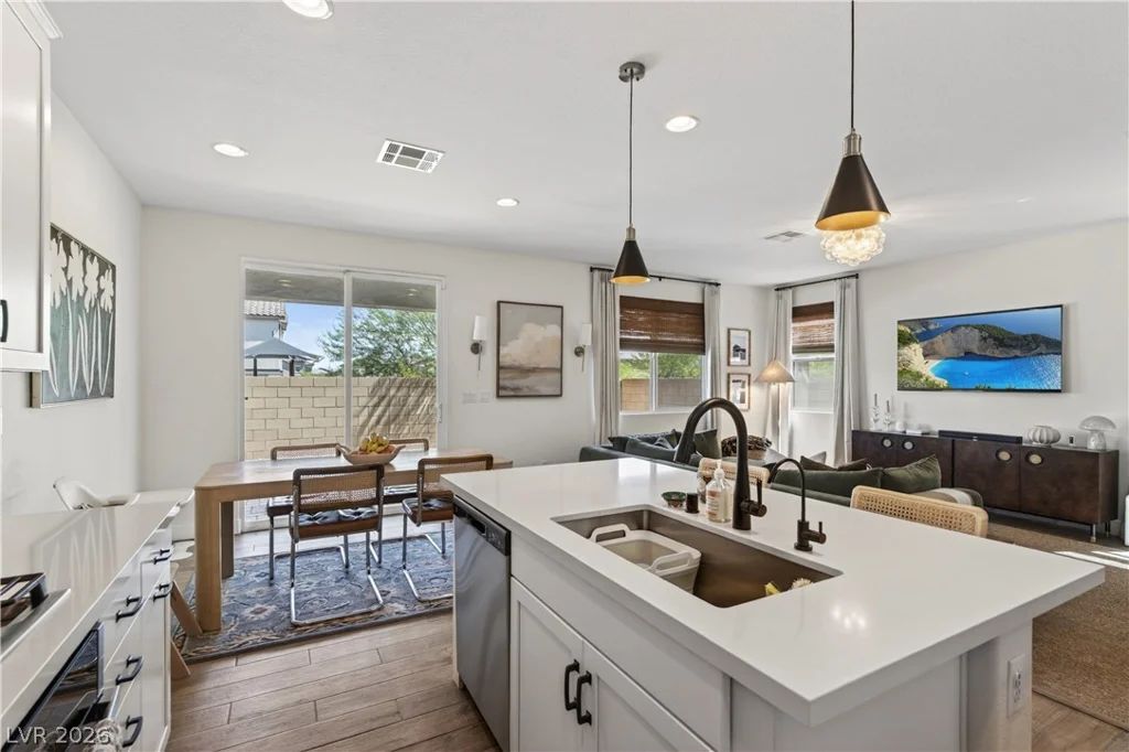 4528 Anspach, North Las Vegas, NV 89031