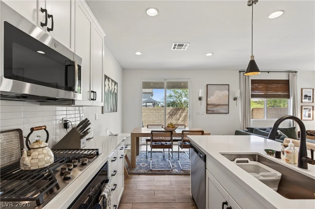 4528 Anspach, North Las Vegas, NV 89031