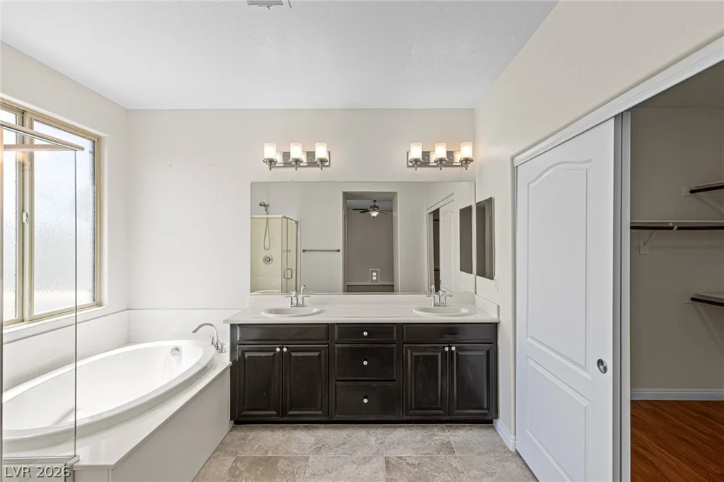 7139 Blooming Jasmine, Las Vegas, NV 89117