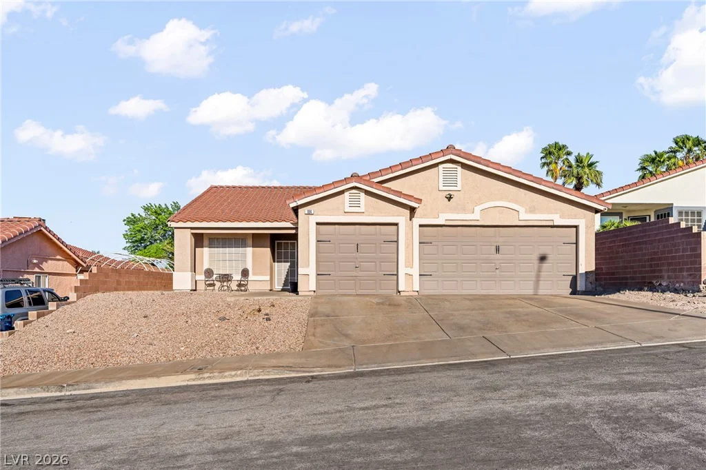 104 Iridescent, Henderson, NV 89012