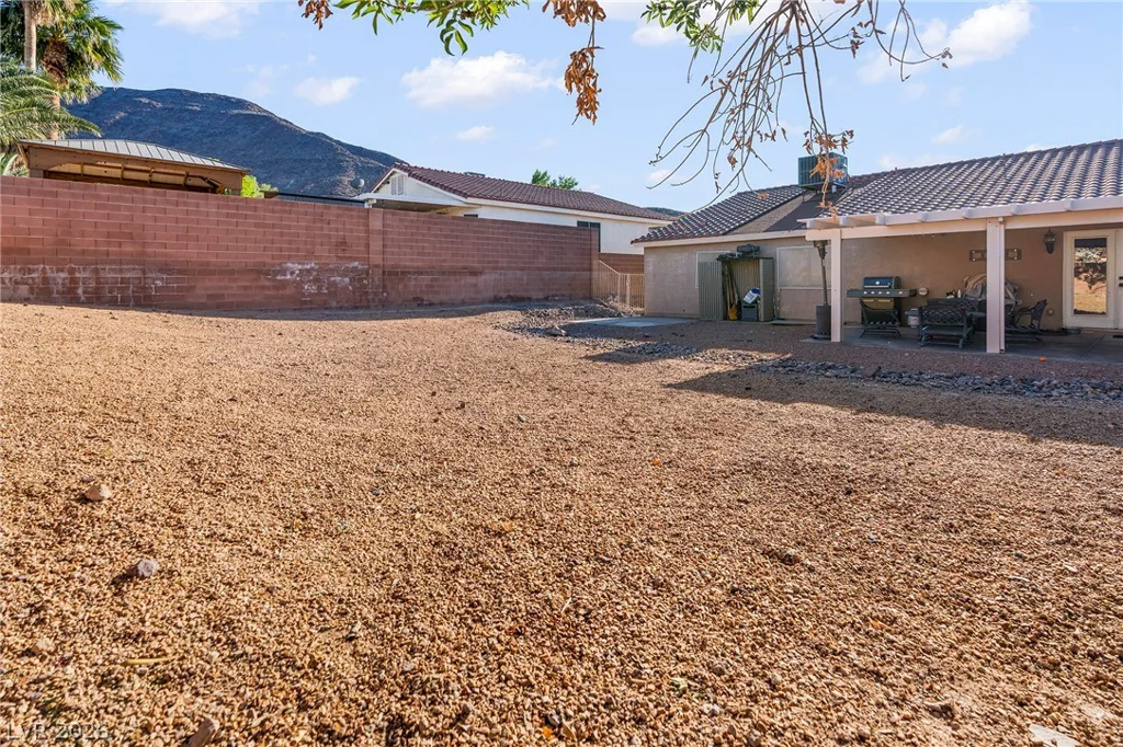 104 Iridescent, Henderson, NV 89012
