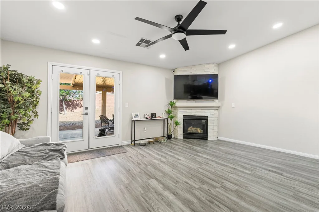 104 Iridescent, Henderson, NV 89012