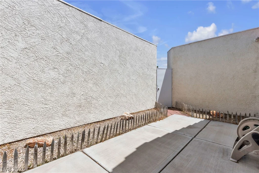 5400 Paul Kurtz, Las Vegas, NV 89108