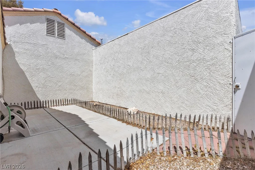 5400 Paul Kurtz, Las Vegas, NV 89108