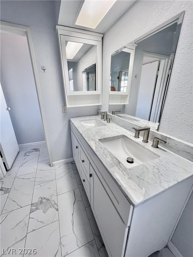 4736 Obannon, Las Vegas, NV 89102