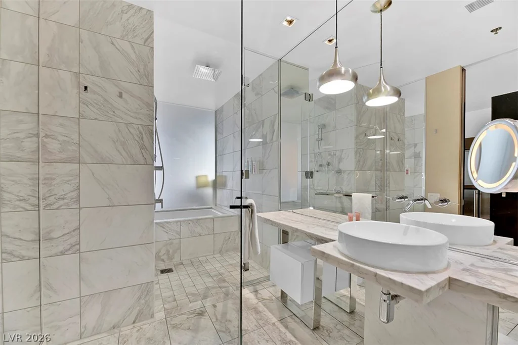 4381 Flamingo, Las Vegas, NV 89103