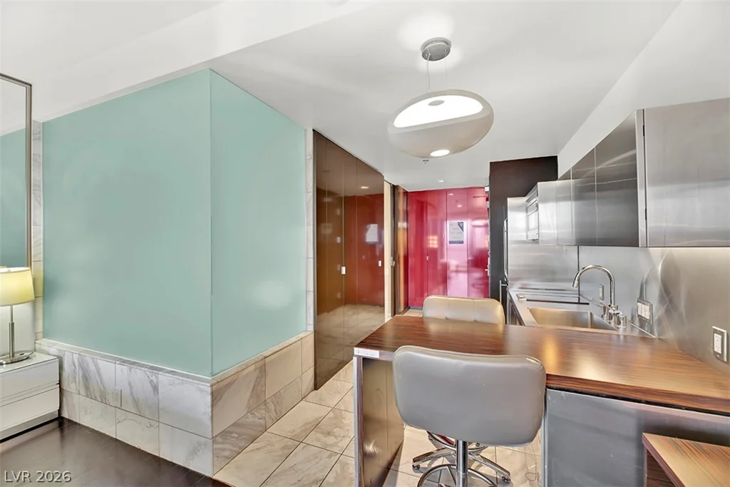 4381 Flamingo, Las Vegas, NV 89103