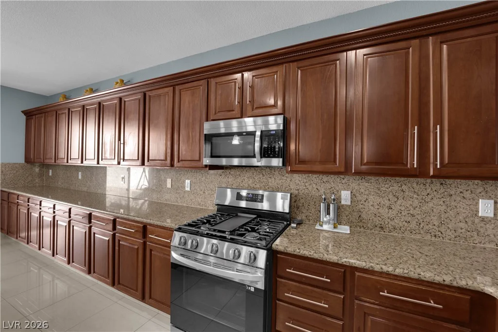 7044 Somera, Las Vegas, NV 89113