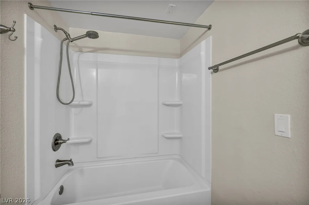 5118 Jones, Las Vegas, NV 89118