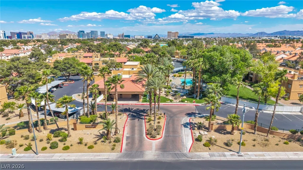 5118 Jones, Las Vegas, NV 89118