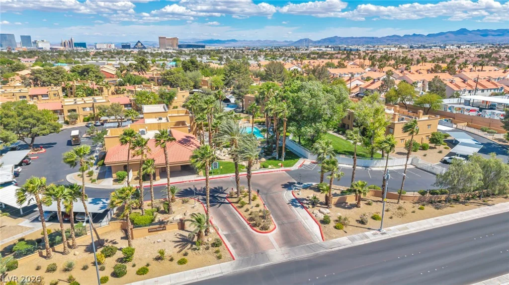 5118 Jones, Las Vegas, NV 89118