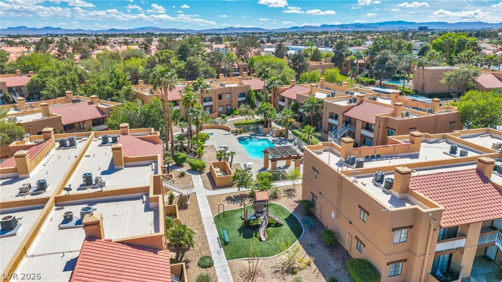 5118 Jones, Las Vegas, NV 89118