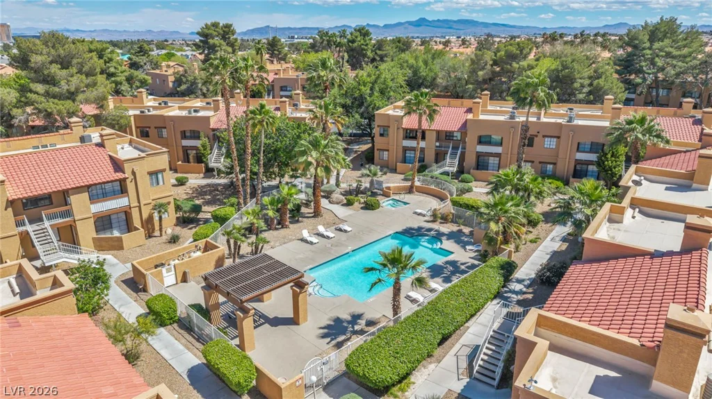 5118 Jones, Las Vegas, NV 89118