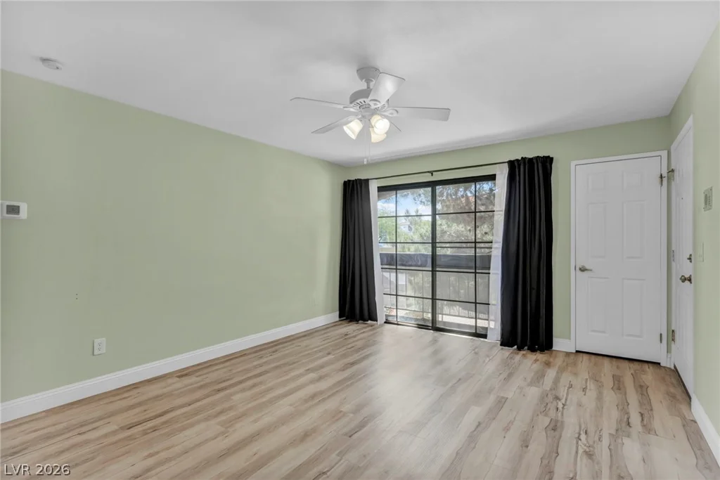 5118 Jones, Las Vegas, NV 89118