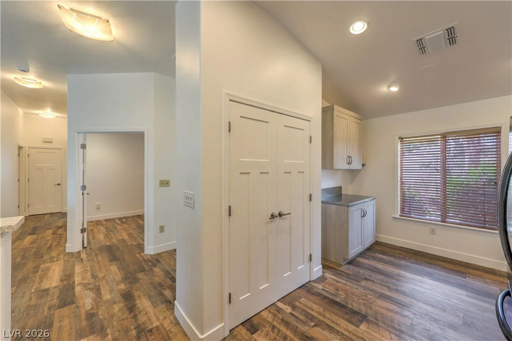 2093 Joy View, Henderson, NV 89012