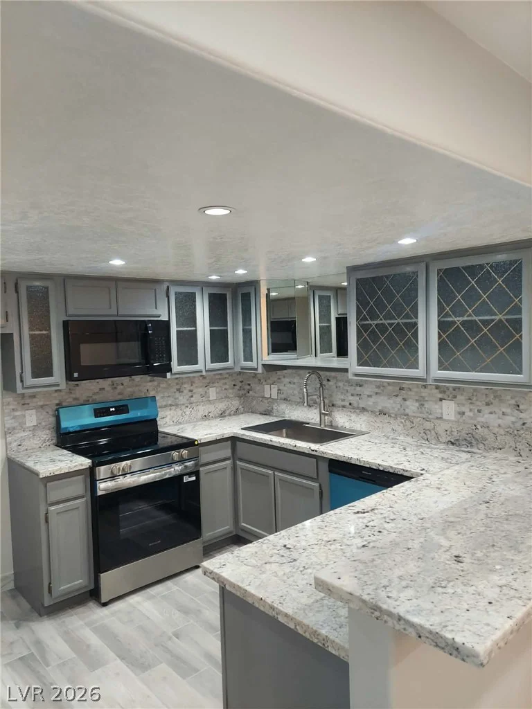 9070 Spring Mountain, Las Vegas, NV 89117