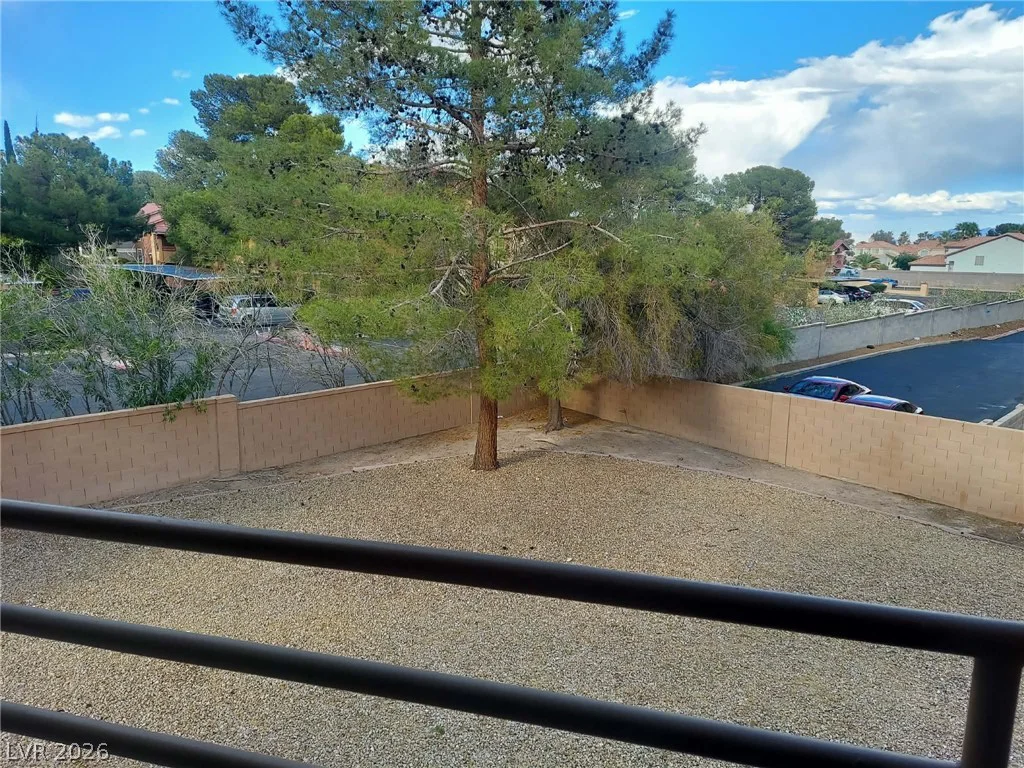 9070 Spring Mountain, Las Vegas, NV 89117