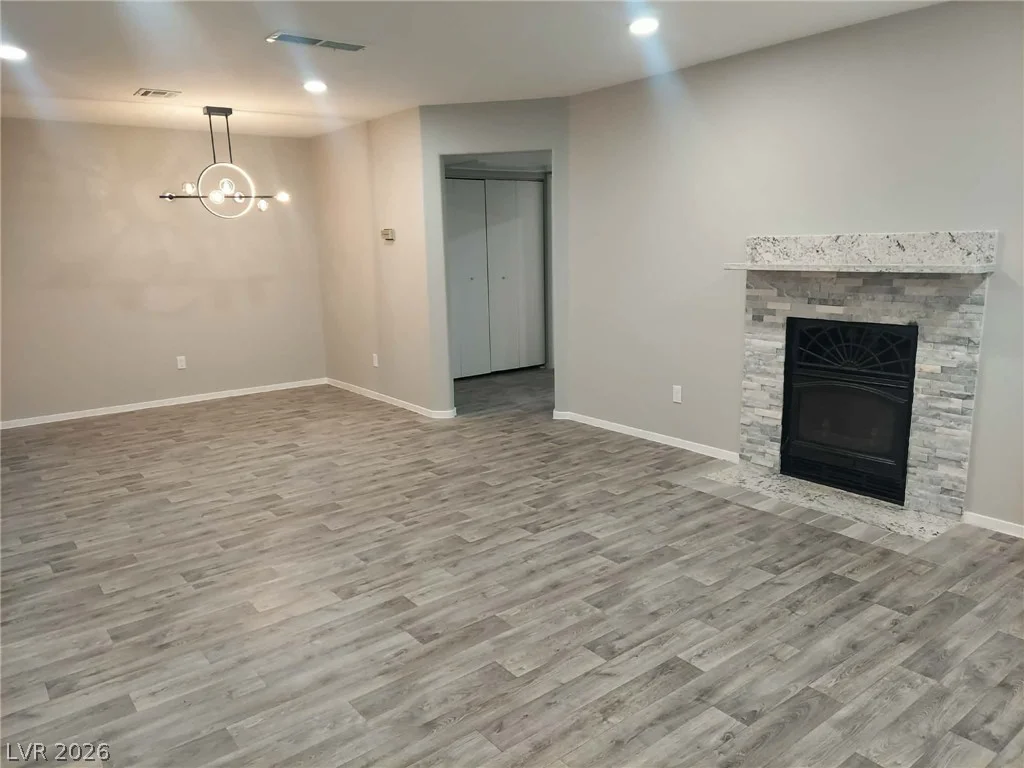 9070 Spring Mountain, Las Vegas, NV 89117