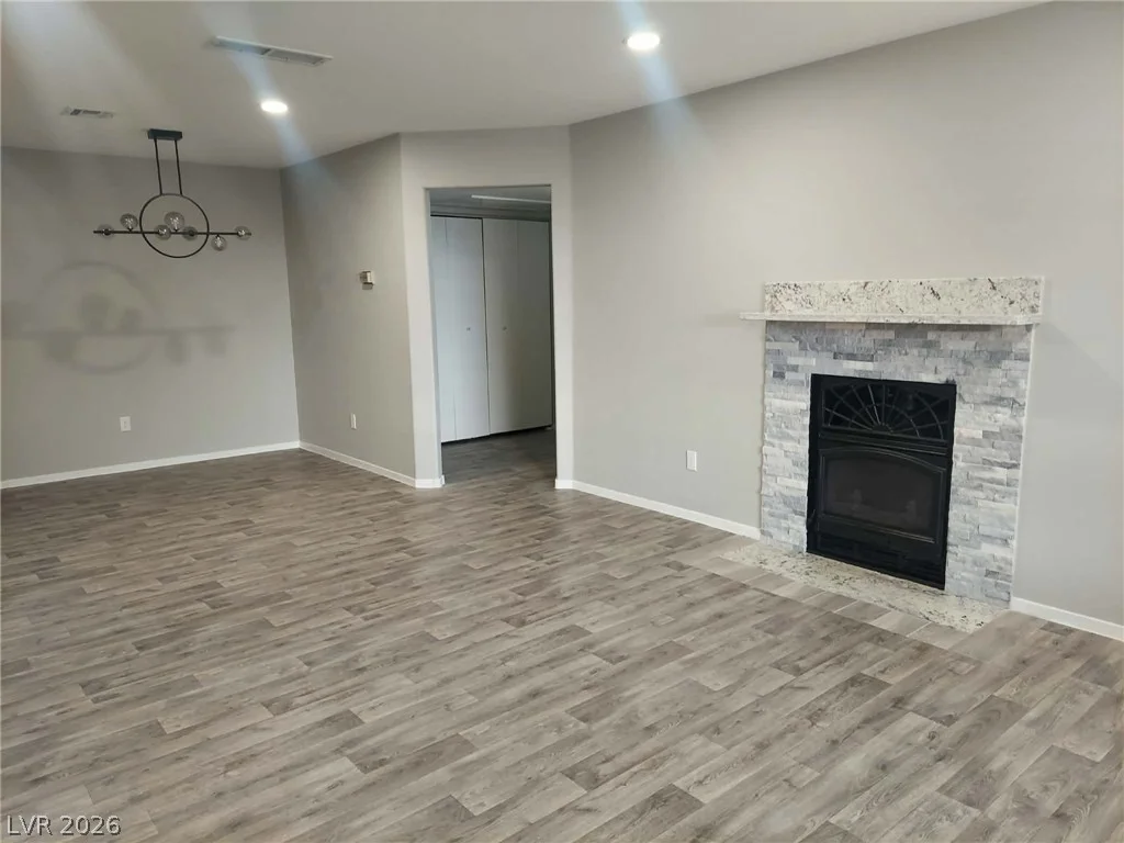 9070 Spring Mountain, Las Vegas, NV 89117