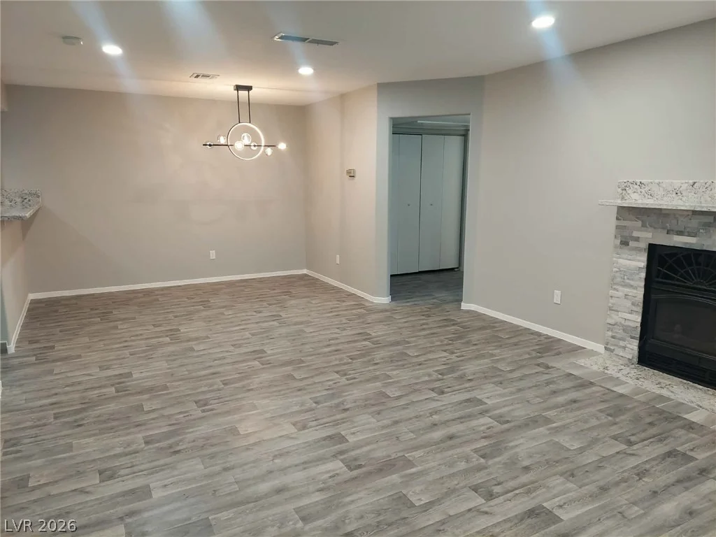 9070 Spring Mountain, Las Vegas, NV 89117