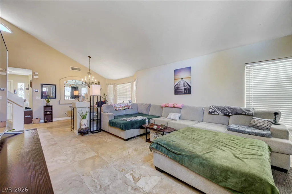 8752 Autumn Wreath, Las Vegas, NV 89129