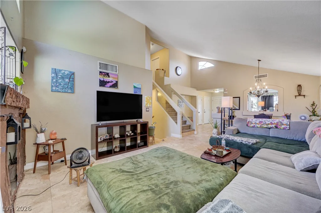 8752 Autumn Wreath, Las Vegas, NV 89129