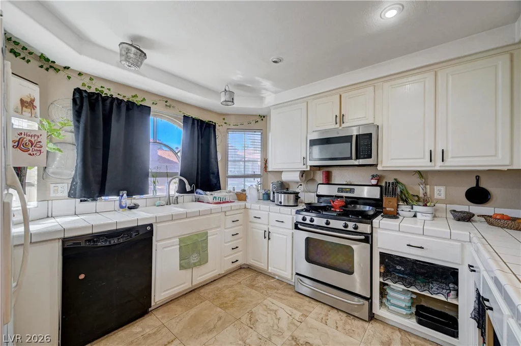 8752 Autumn Wreath, Las Vegas, NV 89129