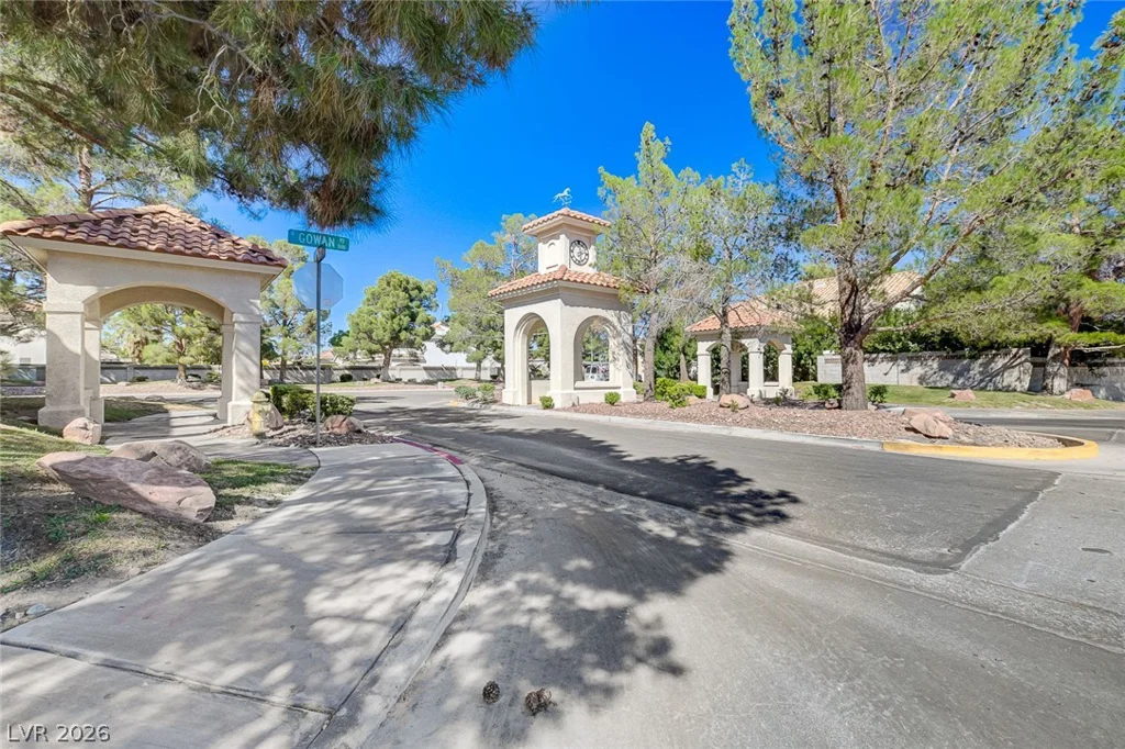8752 Autumn Wreath, Las Vegas, NV 89129