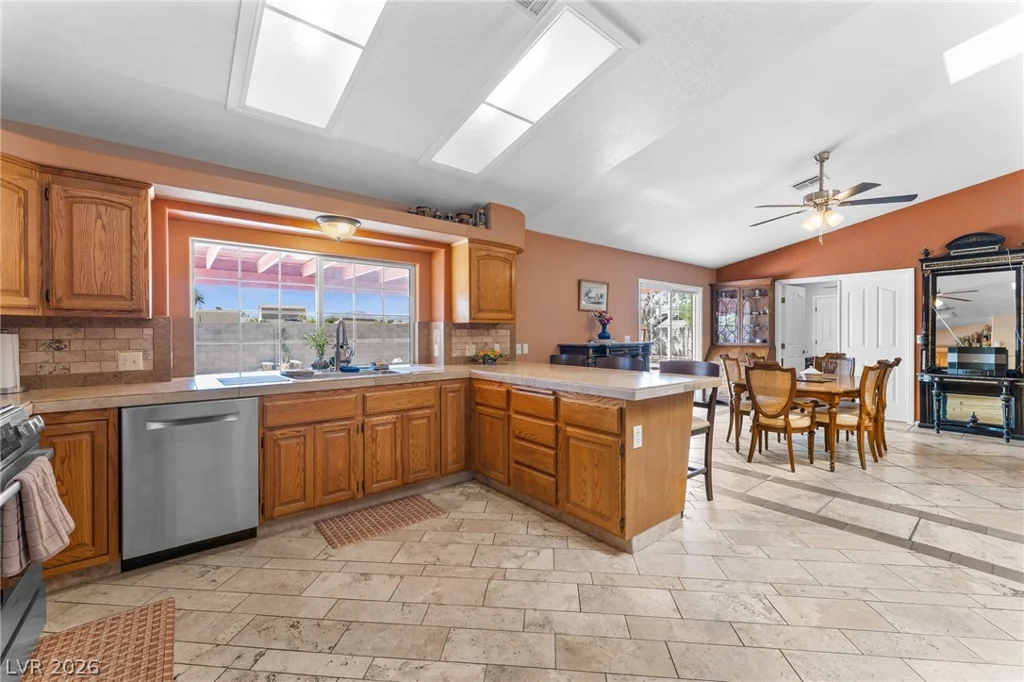 821 Madrid, Henderson, NV 89015