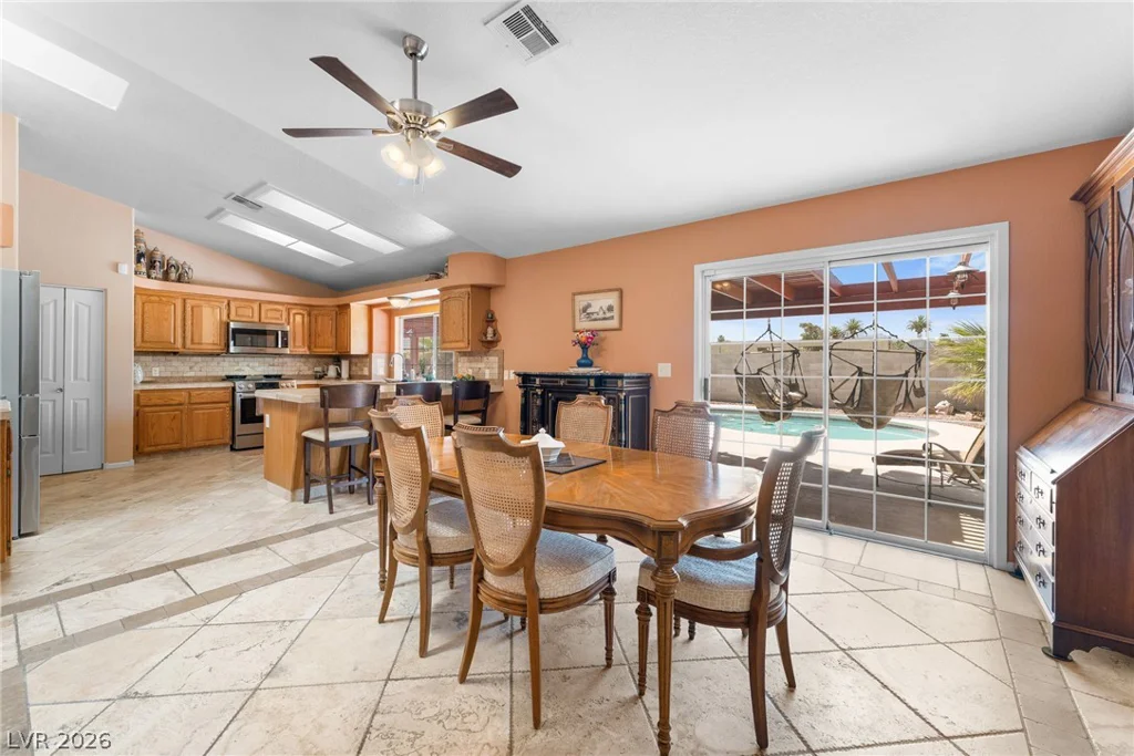 821 Madrid, Henderson, NV 89015