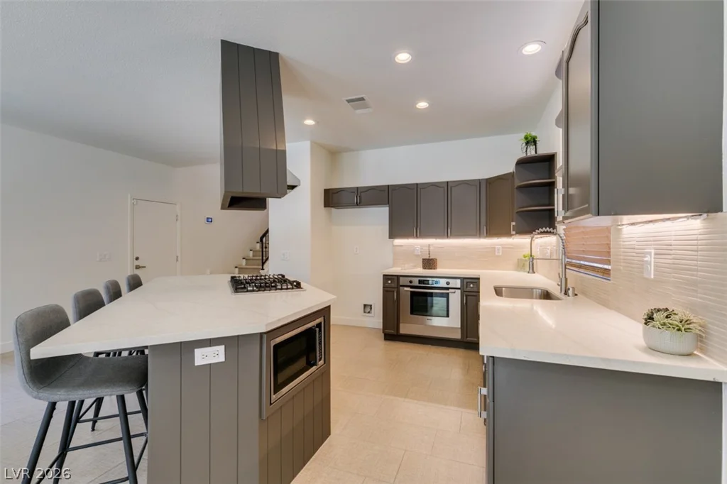 1919 Bova Matrina, Las Vegas, NV 89123