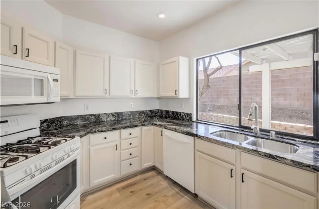 7171 Russell Ranch, Las Vegas, NV 89113