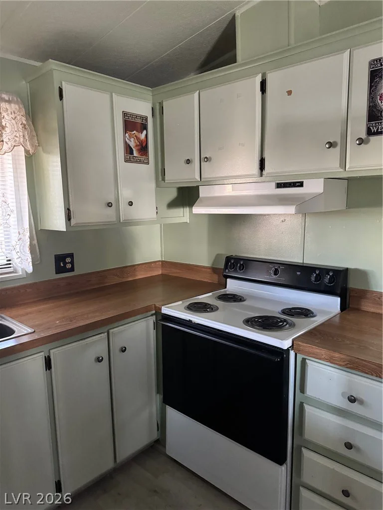 3077 Gavilan, Las Vegas, NV 89122