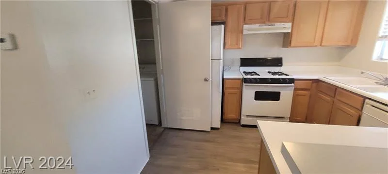 4555 SAHARA, Las Vegas, NV 89104