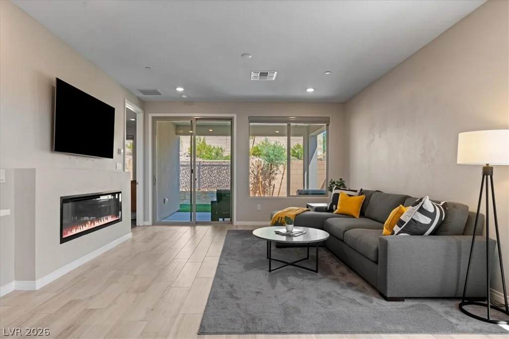 135 Grannus Creek, Henderson, NV 89011