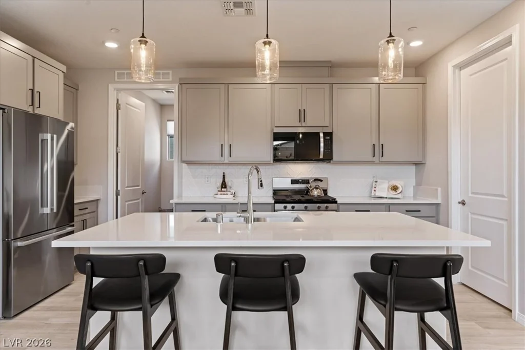 135 Grannus Creek, Henderson, NV 89011