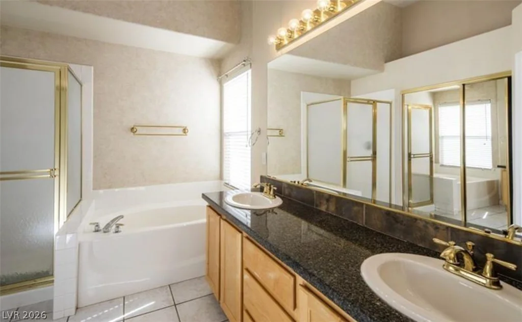 10128 Cypress Glen, Las Vegas, NV 89134