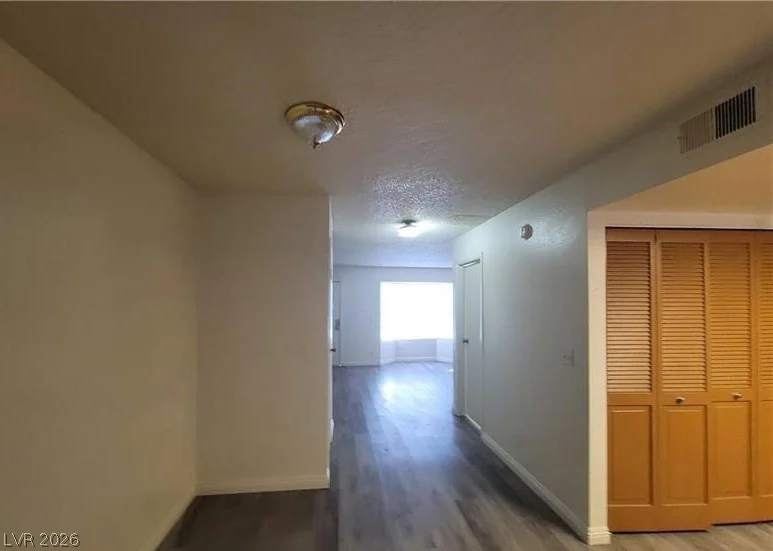854 Stainglass, Las Vegas, NV 89110