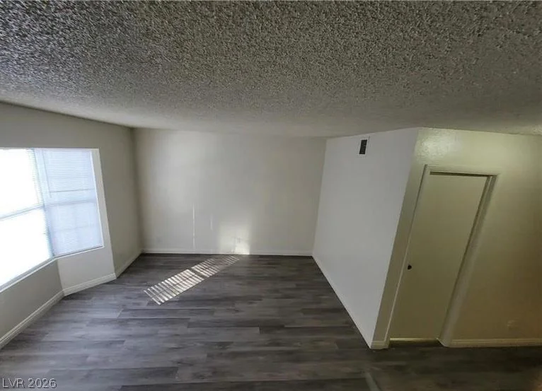 854 Stainglass, Las Vegas, NV 89110