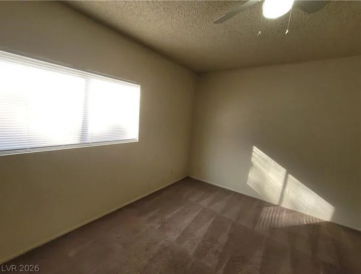 854 Stainglass, Las Vegas, NV 89110