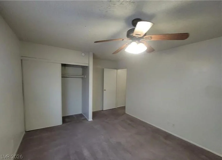 854 Stainglass, Las Vegas, NV 89110